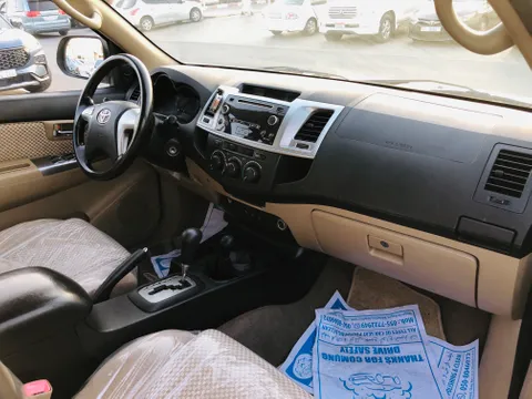 Toyota Fortuner 2.7L (4X4) 2015