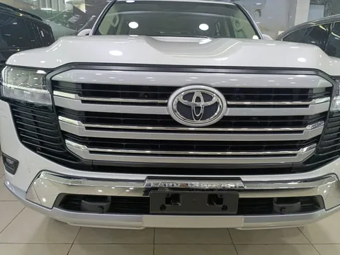 New Toyota Land Cruiser 4.0 GXR 2024