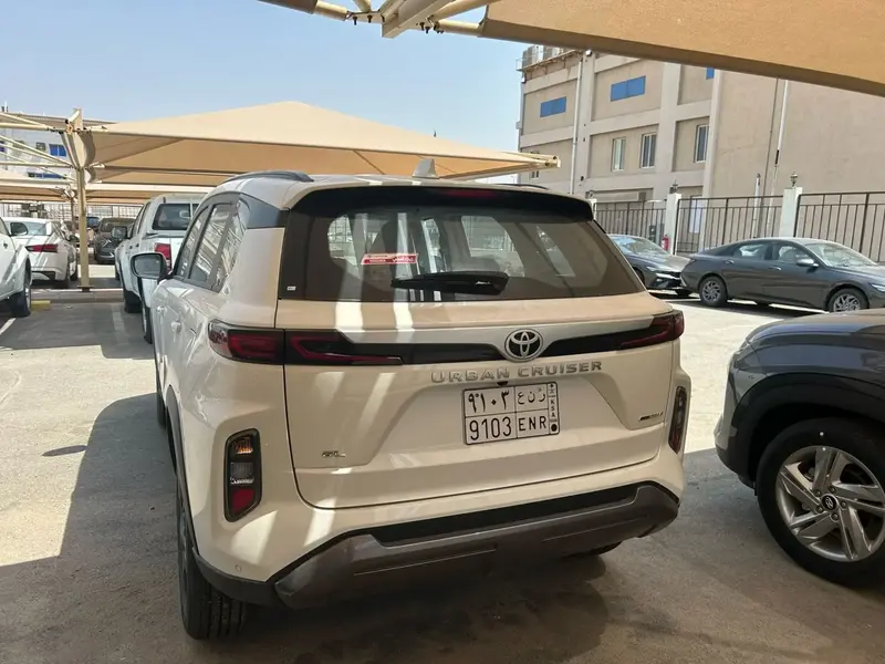 Toyota Urban Cruiser 2025