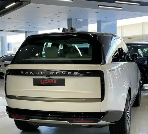 Discover undefined undefined Exterior Interior Images.Find all aspects and details of cars.