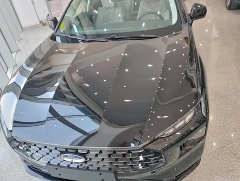 New Ford Taurus  2.0L EcoBoost Titanium 2025