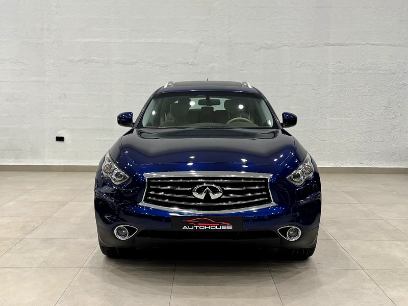 انفينيتي QX70 2016