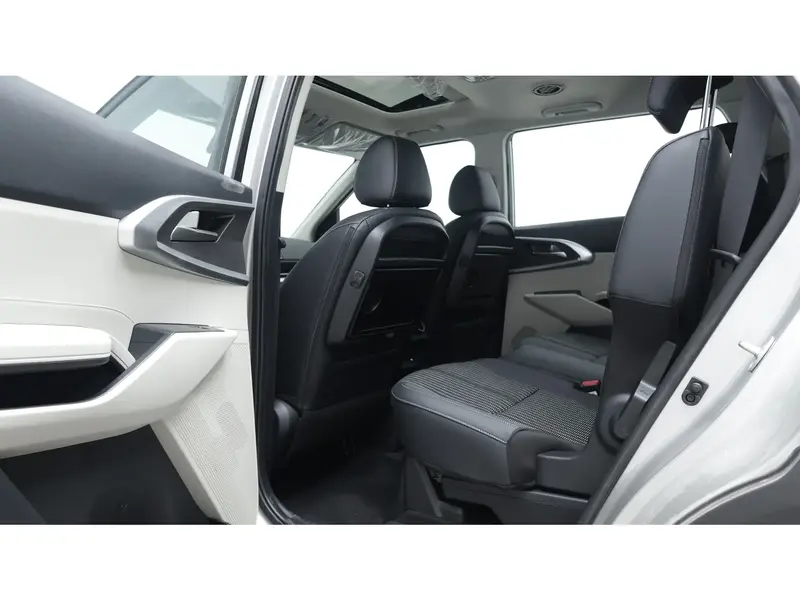 KIA Carens 2024