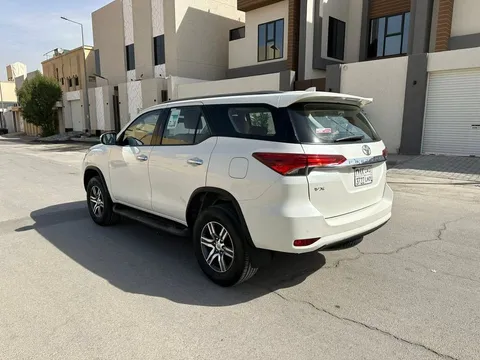 Toyota Fortuner 2021