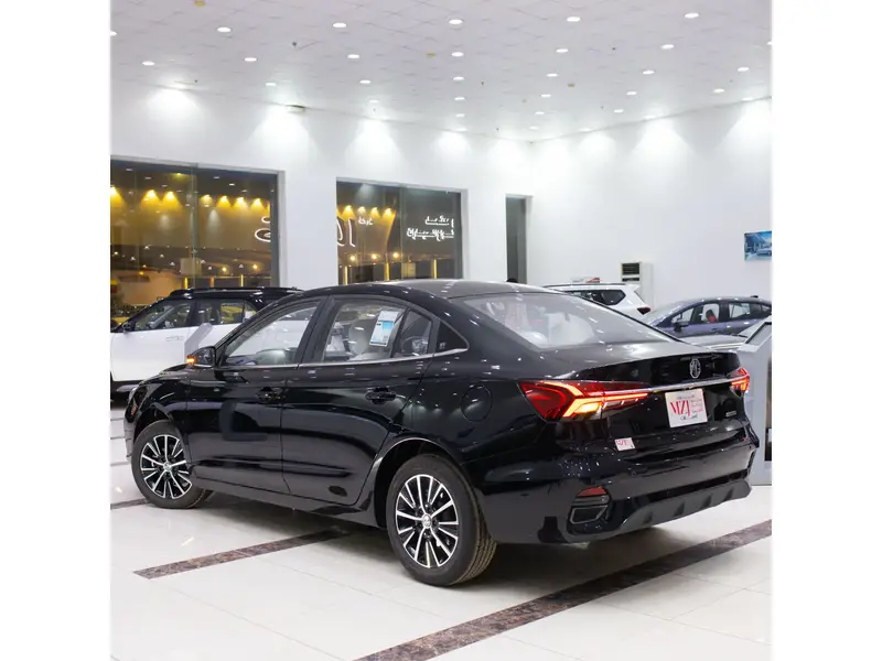 Discover undefined undefined Exterior Interior Images.Find all aspects and details of cars.