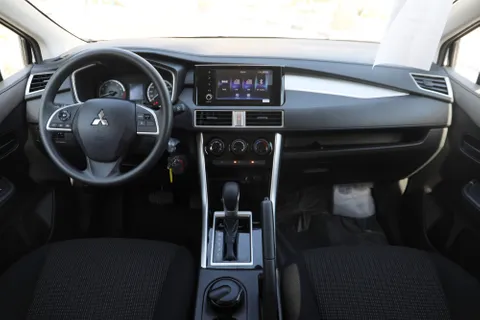 New Mitsubishi Xpander 1.5L GLS 2024