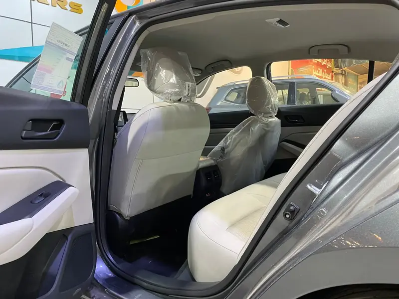 Nissan Altima 2024