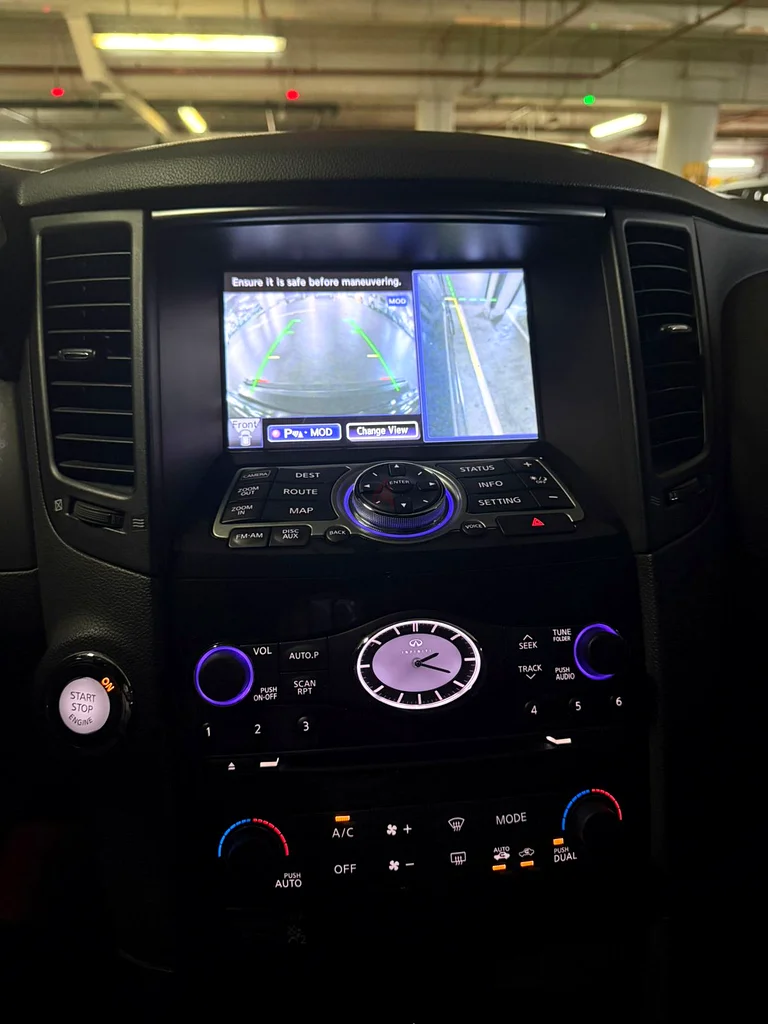 انفينيتي QX70 2017
