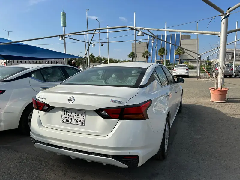 Nissan Altima 2022