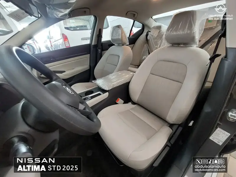 Nissan Altima 2025