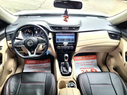 Discover undefined undefined Exterior Interior Images.Find all aspects and details of cars.