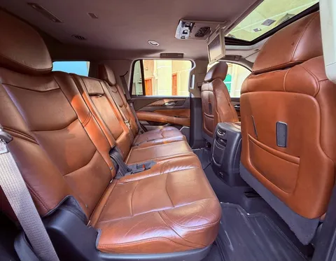 Cadillac Escalade 6.2L Platinum 2016