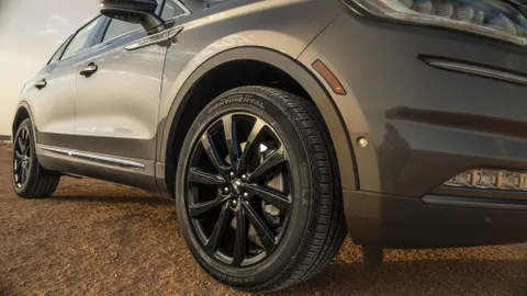 Discover undefined undefined Exterior Interior Images.Find all aspects and details of cars.
