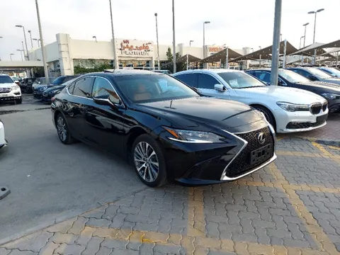Lexus ES 350 4 door 3.5L 2020