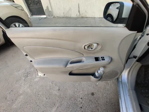 Discover undefined undefined Exterior Interior Images.Find all aspects and details of cars.