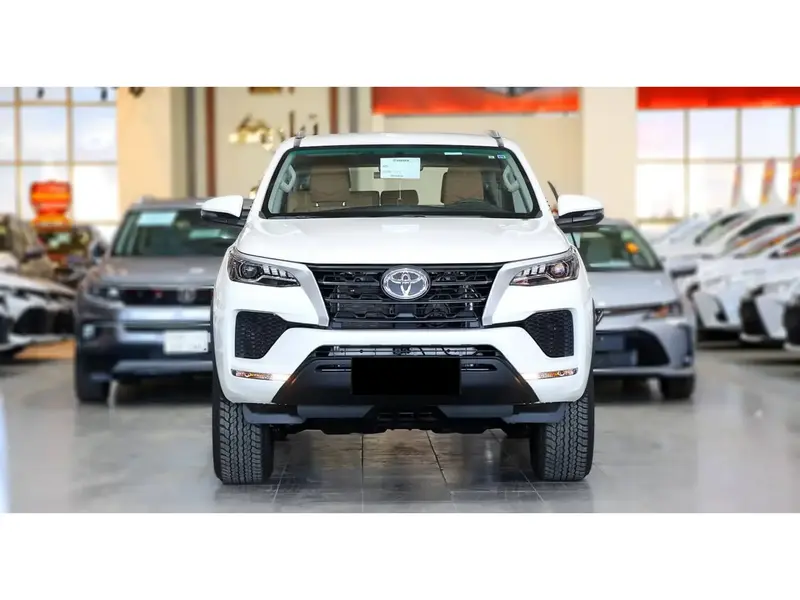 Toyota Fortuner 2024