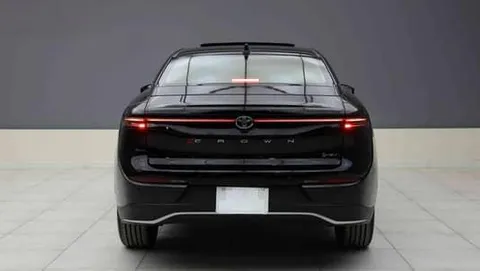 Discover undefined undefined Exterior Interior Images.Find all aspects and details of cars.