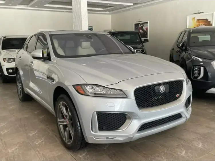 jaguar f-pace image Jaguar F-PACE Sport 2017