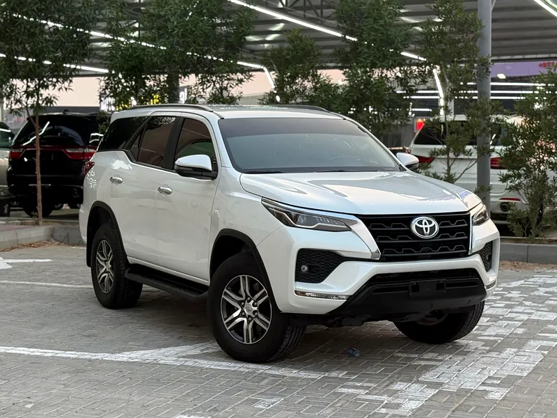 تويوتا فورتونر 2023