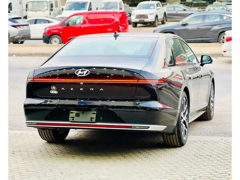 Hyundai Azera 2025