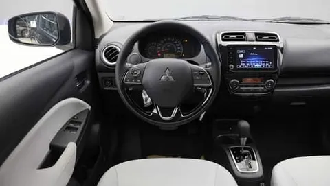 Discover undefined undefined Exterior Interior Images.Find all aspects and details of cars.