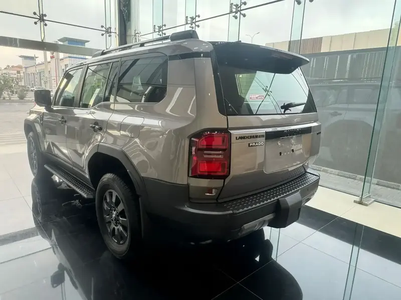 Toyota Prado 2025