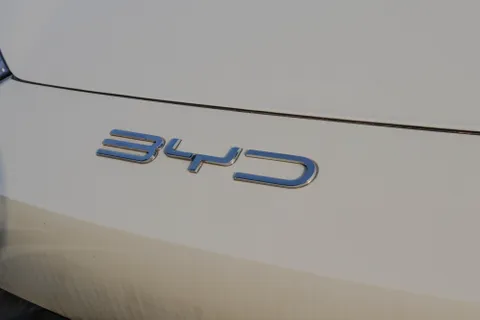Discover undefined undefined Exterior Interior Images.Find all aspects and details of cars.