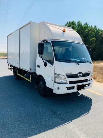 Hino 700 2019