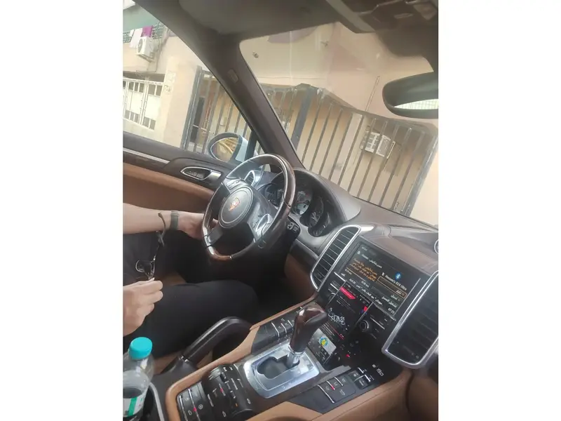 Porsche Cayenne 2013
