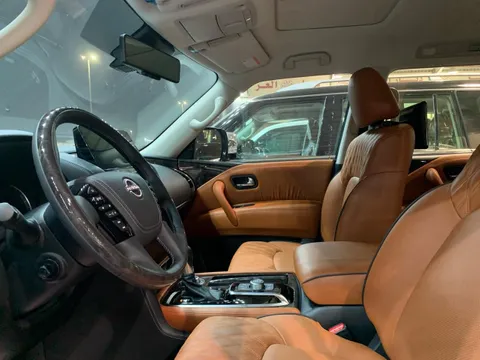 Discover undefined undefined Exterior Interior Images.Find all aspects and details of cars.