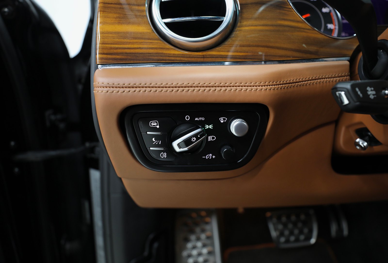 Speed! Perfect Condition | Service Contract + 3 Years Warranty | V12 6.0L