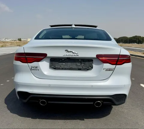 Jaguar XE 2.0T HSE (250 PS) 2020