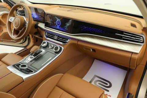 New Hongqi H9 2023