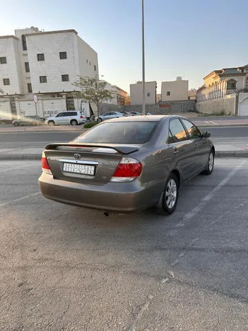 استكشف undefined undefined الصور الخارجية والداخلية. اكتشف جميع جوانب وتفاصيل السيارات.