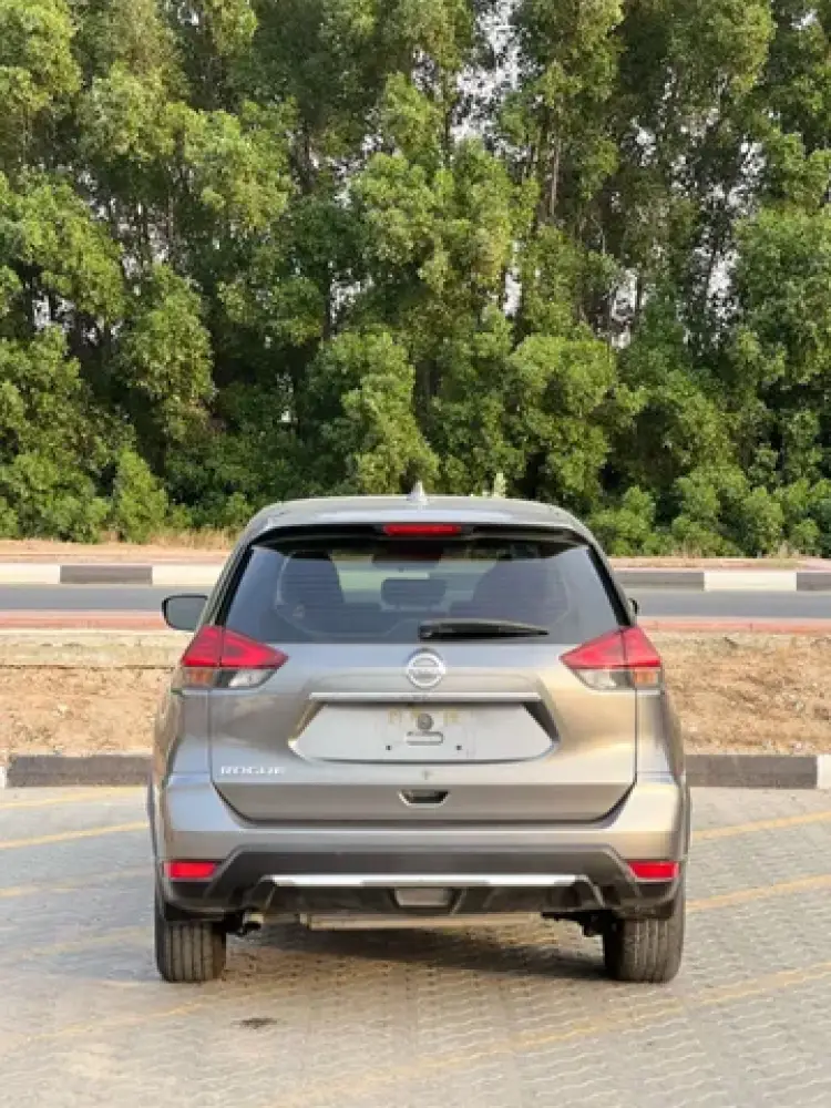 nissan rogue image Nissan Rogue 2020