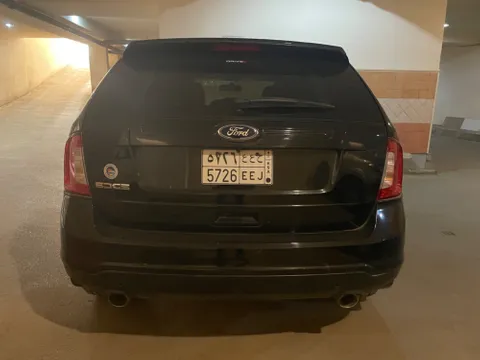 Discover undefined undefined Exterior Interior Images.Find all aspects and details of cars.