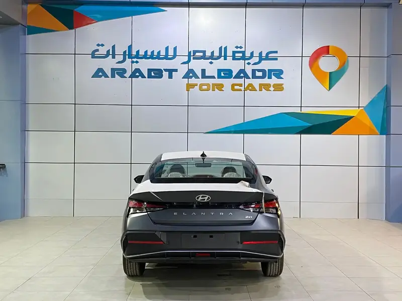 Hyundai Elantra 2025