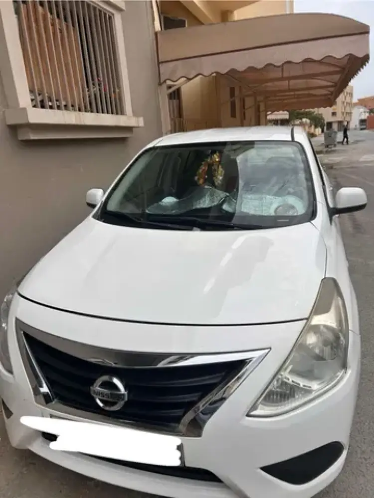 nissan nissan-sunny image Nissan Sunny 1.6L SL 2018