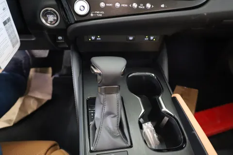 New Lexus ES 350 4 door 3.5L 2023