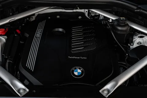Discover undefined undefined Exterior Interior Images.Find all aspects and details of cars.