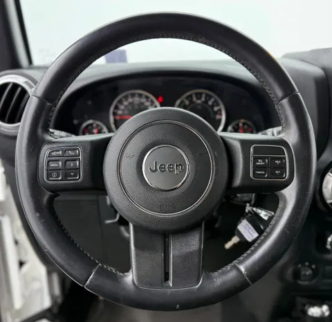 Jeep Wrangler 3.6L V6 Sahara 2-Door 2015