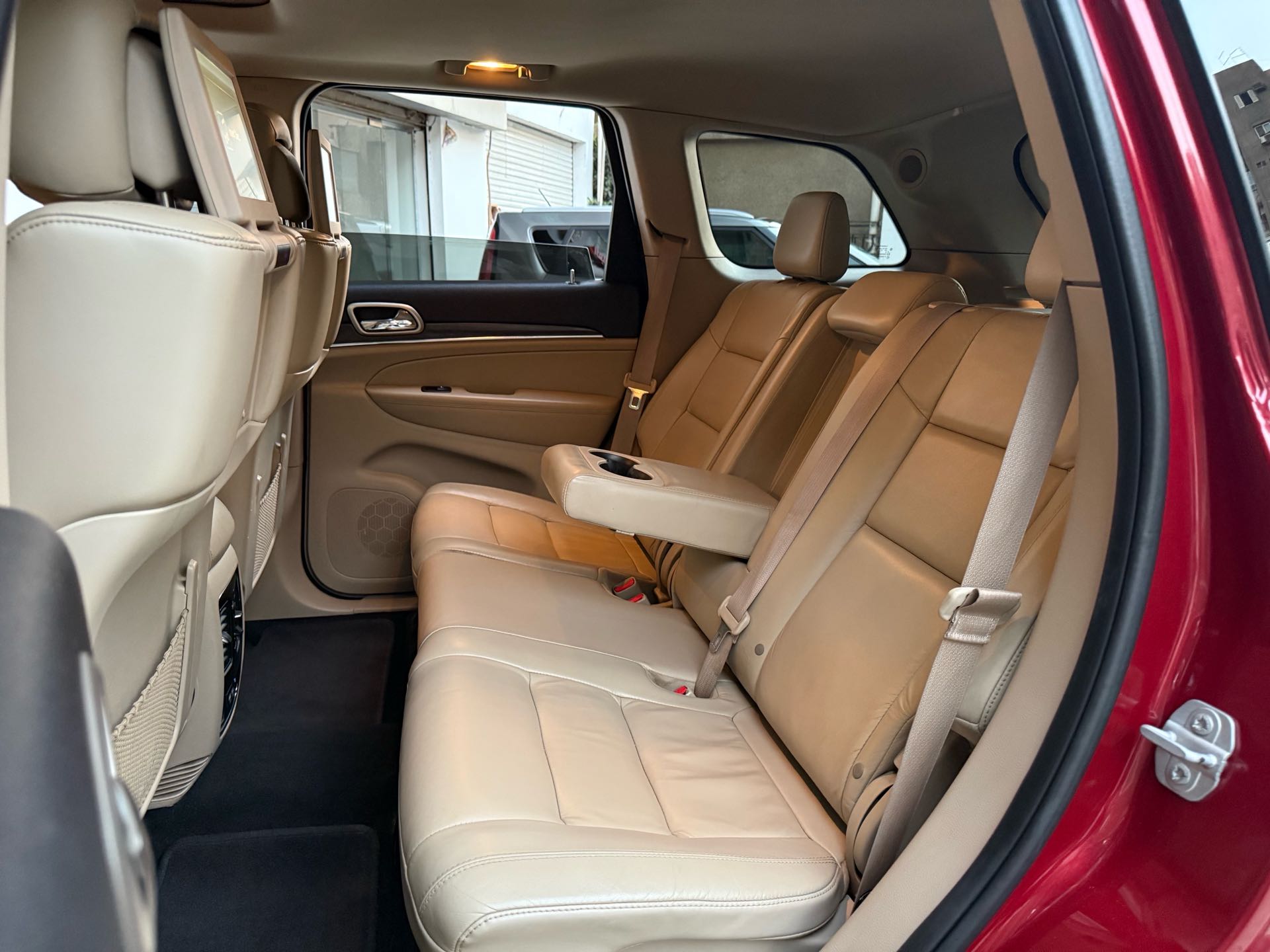 جيب جراند شيروكي 2018