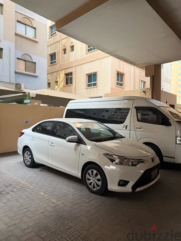 تويوتا يارس 2016