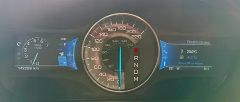 Discover undefined undefined Exterior Interior Images.Find all aspects and details of cars.