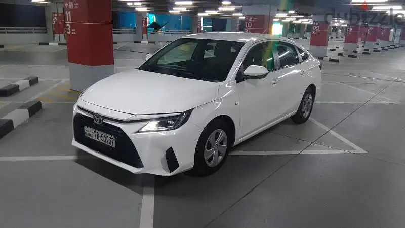 تويوتا يارس 2023