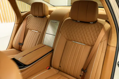 New Hongqi H9 2023