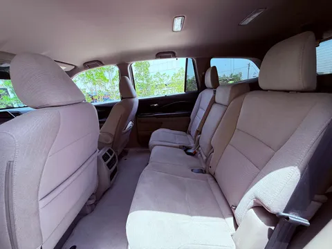 Honda Pilot 3.5 SE (AWD) 2017