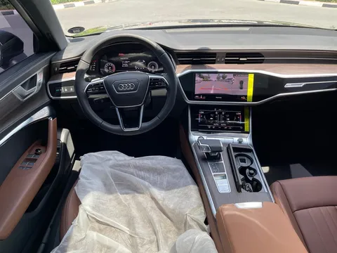 New Audi A6 2.0L (190 HP) 2025