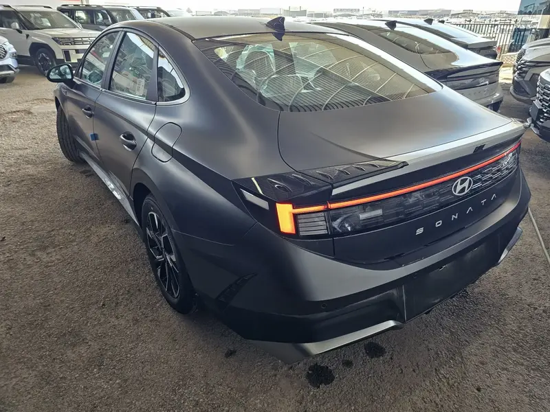 Discover undefined undefined Exterior Interior Images.Find all aspects and details of cars.