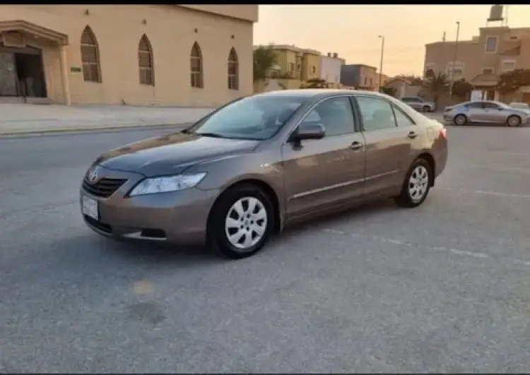 toyota toyota-camry image Toyota Camry 2010